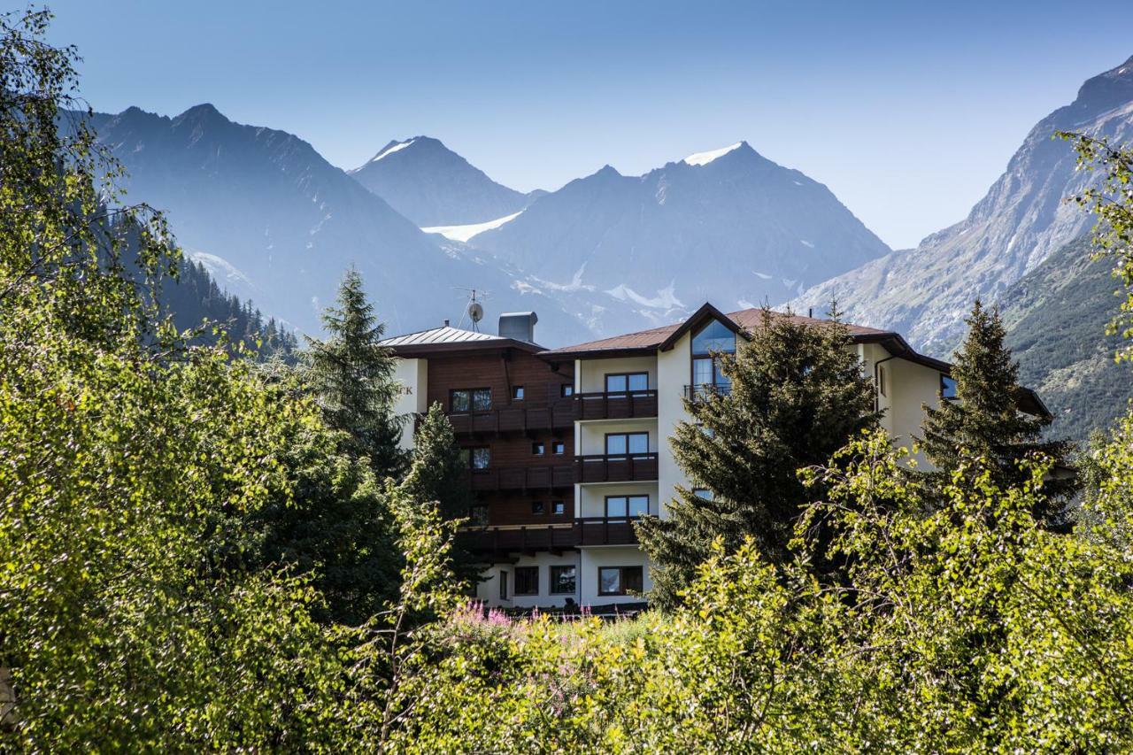 Hotel Gletscherblick Sankt Leonhard im Pitztal Kültér fotó